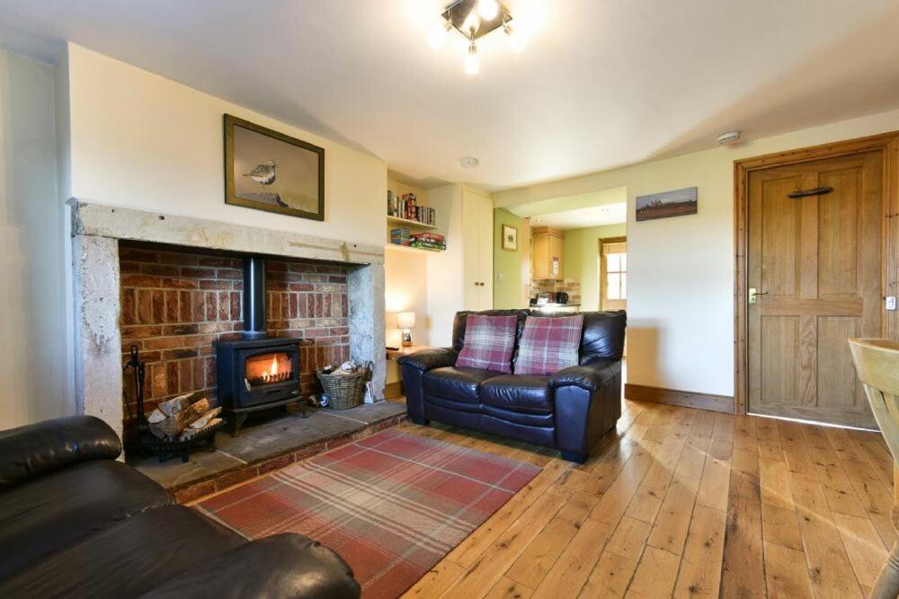 Heather Cottages - Plover Bamburgh Exterior foto