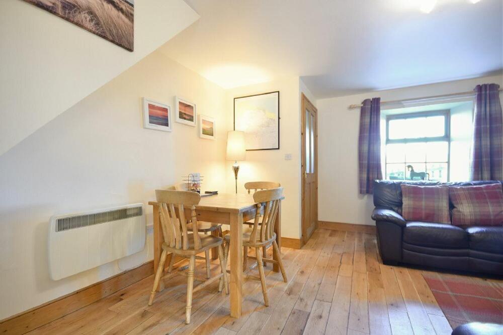 Heather Cottages - Plover Bamburgh Exterior foto